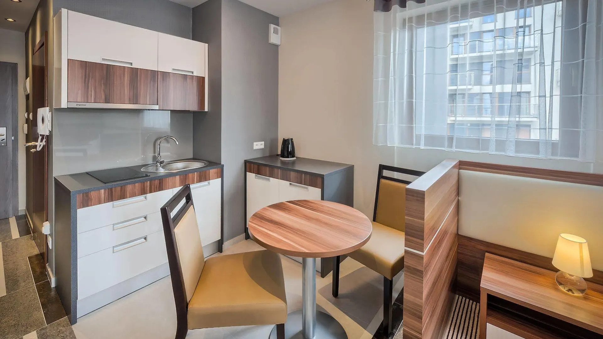 Aparthotel Vanilla Cracovie 4*,