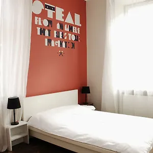 Apartment Red Kurka